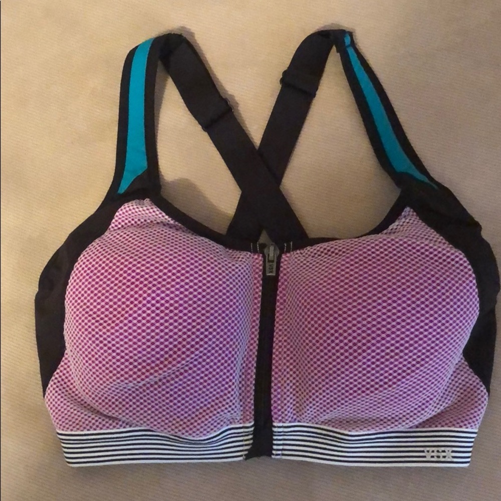 Victoria’s Secret VAX Sport sports bra